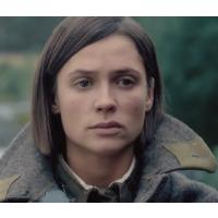 Anastasia Mikulčina ve filmu A jitra jsou zde tichá (2015, režie Renat Davleťarov)