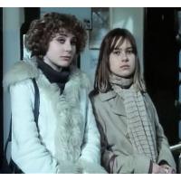 Veronika Gajerová a Yvetta Kornová ve filmu Housata (1979, režie Karel Smyczek)