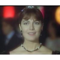 Mirella D´Angelo v komedii Kašpárek (1979, režie Georges Lautner)