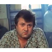 Bronislav Poloczek ve filmu Kluk za dvě pětky (1983, režie Jaromír Borek)
